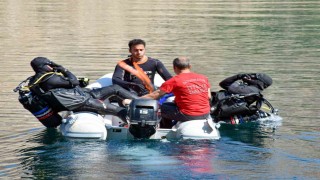 Dicle Barajında arama kurtarma tatbikatı