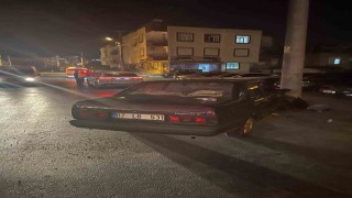 Direğe çarpan otomobilin sürücüsü ehliyetsiz çıktı