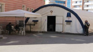 Diyarbakır anneleri Ramazan ayında da çadırdan ayrılmıyor