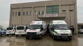 Diyarbakırda bayramlaşmaya giden arkadaş grubu kaza yaptı: 1 ölü, 6 yaralı