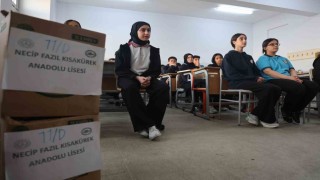 Diyarbakırda bin 200 öğrencinin katkısıyla ihtiyaç sahibi aileler için 60 gıda kolisi hazırlandı