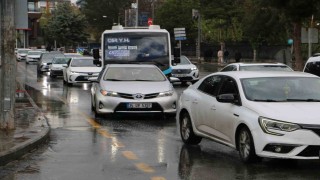 Diyarbakırda sağanak yağış hayatı olumsuz etkiledi
