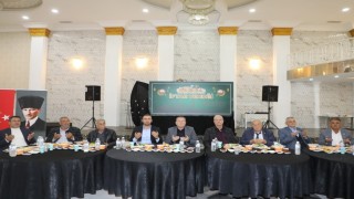 Doğan, muhtarlarla iftar sofrasında buluştu