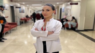 ‘Doğru beslenerek saç dökülmesini önlemek mümkün