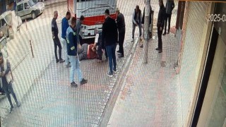 Dönüş yapan özel halk otobüsünün altında kalan kadın yaralandı