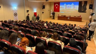 DPÜde Bir Yıldız, Bir Hilal, İlelebet İstiklal konulu konferans düzenlendi
