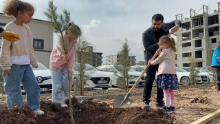 Dünya Kadınlar Gününde fidanlar toprakla buluştu