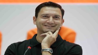 Eczacıbaşı Dynavitte Ferhat Akbaş ile yollar ayrıldı