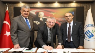 Edremit Belediyesi ile Altınoluk MYO arasında eğitim iş birliği