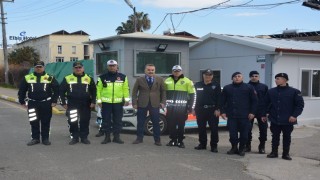Edremit Kaymakamı Ahmet Odabaş, jandarma trafik kontrol noktalarını ziyaret etti