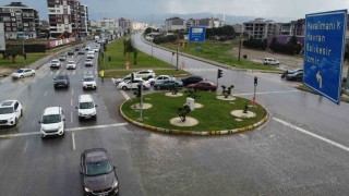Edremitte bayram trafiği havadan görüntülendi