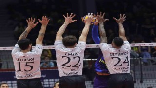 Efeler Ligi: Altekma: 2 - Fenerbahçe Medicana: 3