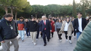 Ege Üniversitesi öğrencileri Çanakkale şehitlerinin huzuruna çıktı