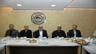 Elazığ Ticaret Borsası, STK temsilcilerini iftarda ağırladı