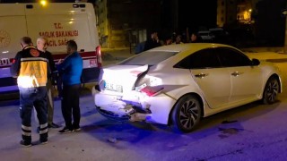 Elazığda 2 otomobil çarpıştı: 2 yaralı