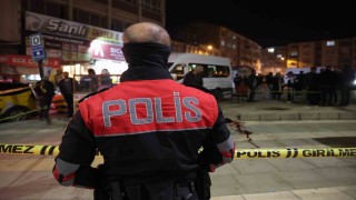 Elazığda minibüs durağına silahlı saldırı: 2 yaralı