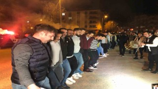 Elazığda sahur halayı renkli görüntüler oluşturdu