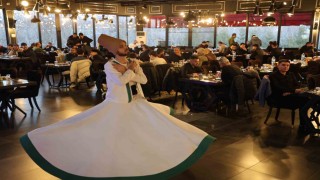 Elazığda sema gösterisi eşliğinde iftar programı mest etti