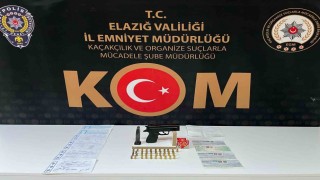 Elazığda senet imzalattıkları şahısların mal varlıklarına tedbir koydurup gasp eden 2 kişi yakalandı
