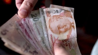 Emekli Bayram İkramiyesi 4 Bin Liraya Yükseltildi