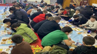 Emette geleneksel çocuk iftarı