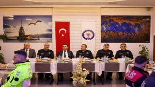 Emniyet personelleriyle iftar programı