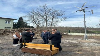 Enezde öğrenciler yenilenebilir enerjiye dikkat çekti