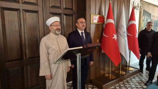 Erbaş: Roma ve Haçlıların torunları katliam yapıyor