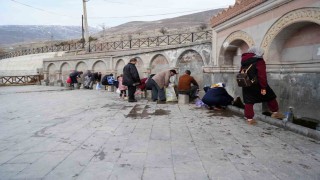 Erzincanlılar ekşisu ile iftar açıyor
