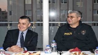Esenyurt Belediye Başkan Vekili Aksoy, emniyet mensuplarıyla iftarda buluştu