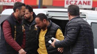 Eski eşini yaralayıp, birlikte yaşadığı kişiyi öldüren şahıs yakalandı