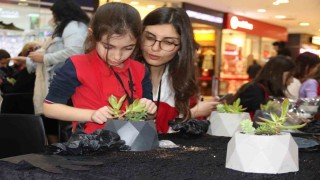 Espark Alışveriş Merkezinde Sukulent Çiçek Etkinliği