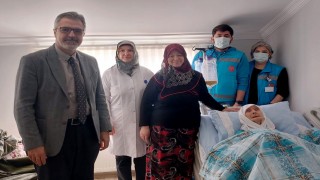 Evde sağlık ekipleri yalnız bırakmıyor