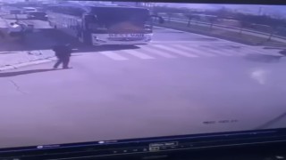 Feci kaza kamerada... Muşta yaşanan motosiklet kazasında 3 kişi yaralandı