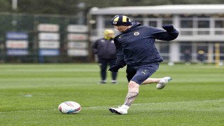 Fenerbahçe, çalışmalarına devam etti