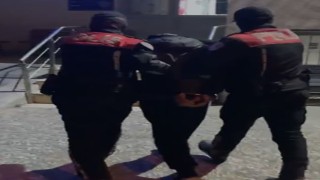 Firari cinayet hükümlüsü İzmirde yakalandı