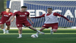 Galatasaray, Fenerbahçe maçı hazırlıklarını sürdürdü