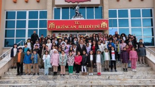 Gazi İlkokulu öğrencileri belediyeyi ziyaret etti