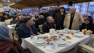 Gazi ve şehit yakınlarını yalnız bırakmadı