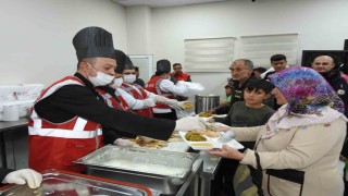 Gaziantep Vakıflar Bölge Müdürlüğünden günde 3 bin kişiye iftar