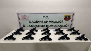 Gaziantepte 30 adet kaçak silah ele geçirildi: 3 şahıs tutuklandı