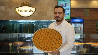 Gaziantepte baklavacıların yoğun bayram mesaisi başladı