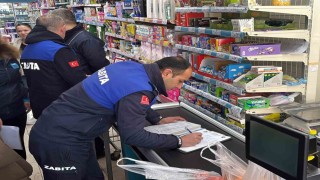 Gemlikte marketlere denetim: 25 tarihi geçmiş ürün tespit edildi
