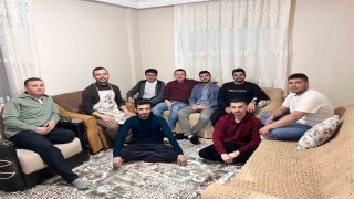 Gençler iftarda buluştu