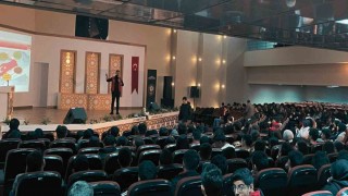 ‘Gençlik ve güvenli gelecek projesi kapsamında yapılan bilgilendirme seminerlerine devam ediliyor