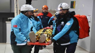 Gerçeğini aratmayan deprem tatbikatı