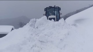 Giresunda karla mücadele devam ediyor