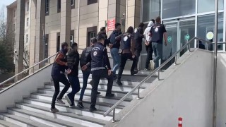 Göçmen kaçakçısı 10 kişi yakalandı