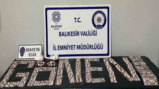 Gönende 994 adet sentetik ecza hapı ele geçirildi