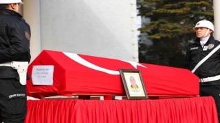 Görevi esnasında kalp krizi geçiren polis memuru törenle memleketine uğurlandı